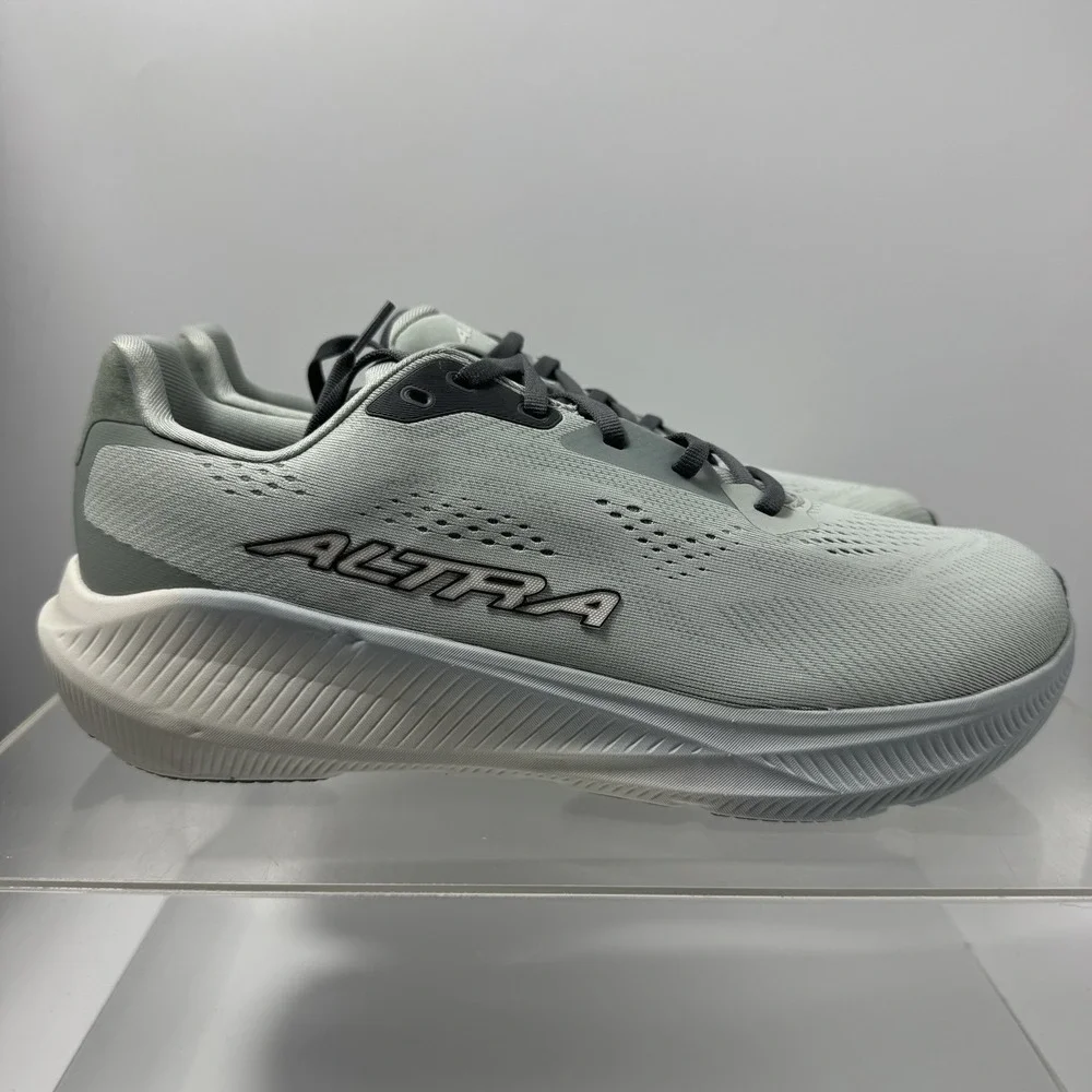 Brand New Altra Form 2 AL0A85RJ224 Green Men's Size 10.5 Unreleased Model SAMPLE